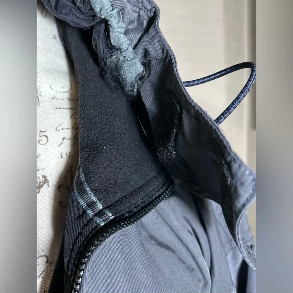🧥 ⛈️🌬️Your New Favorite Dark Gray 